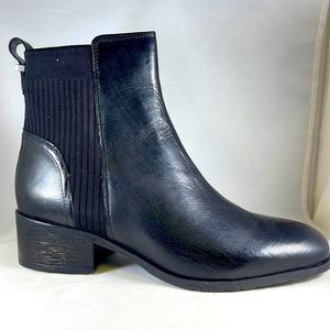 Kenneth Cole reaction women’s stretch back boot Chelsea